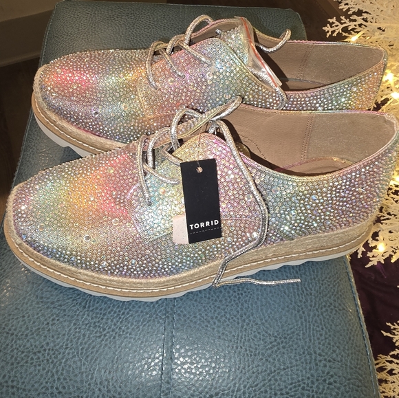 Pride Embellished Lace Up Oxford - Picture 2 of 5